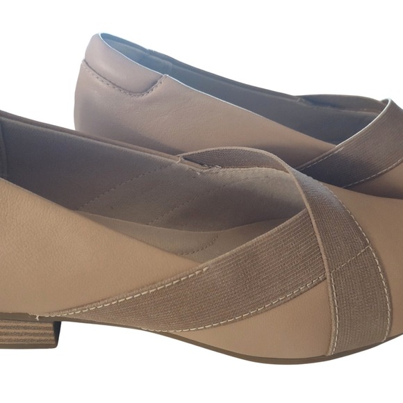Collection by Clarks Women's‎ Tan/Blush Leather Comfort Slip-On Heel Shoes - Picture 4 of 12